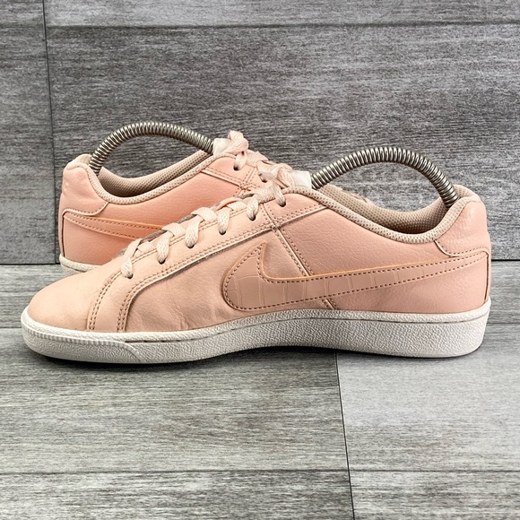 Nike Court Royale Coral Pink Womens 8 Tennis Shoes Preowned 749867-604 Leather - Picture 13 of 14